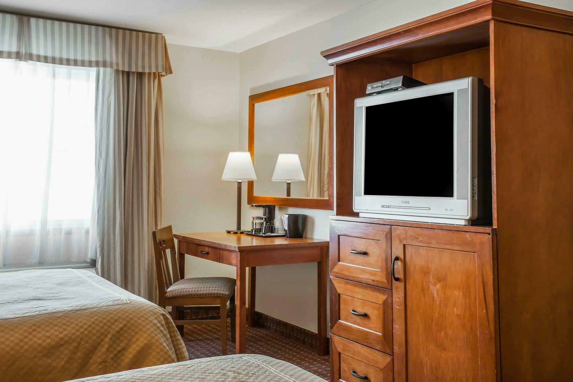 פדרל וואי Econo Lodge מראה חיצוני תמונה